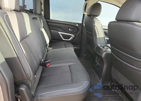 2018 Nissan Titan Xd Sl z USA, uszkodzony, nr VIN 1N6BA1F40JN533165